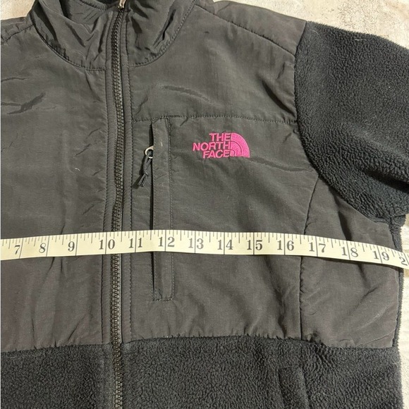The North Face Denali Jacket Womens Black Pink Ribbon Breast Cancer Awareness S - Picture 2 of 4